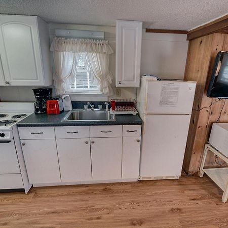 Outer Banks Motel - Village Accommodations Бакстон Экстерьер фото