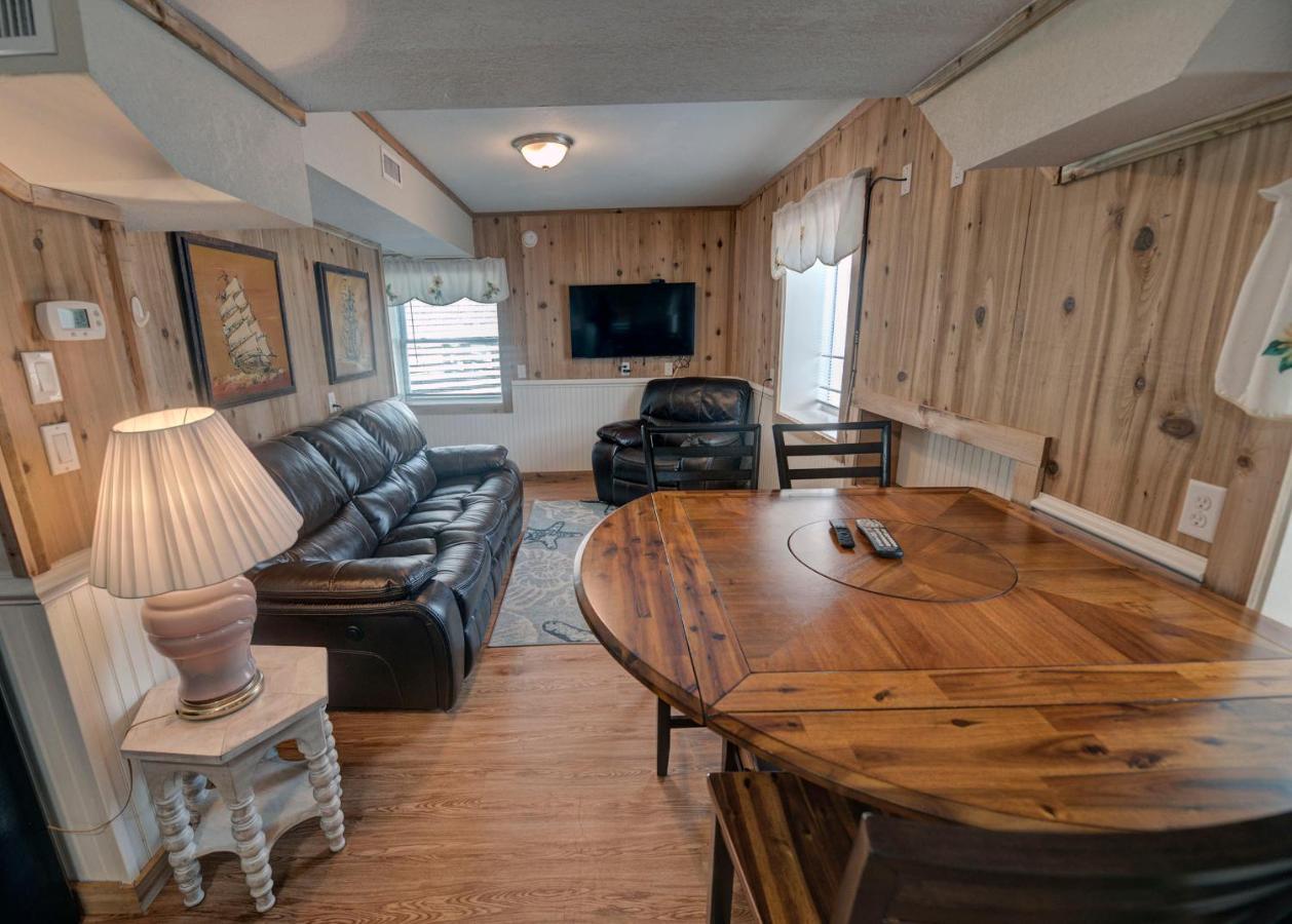 Outer Banks Motel - Village Accommodations Бакстон Экстерьер фото