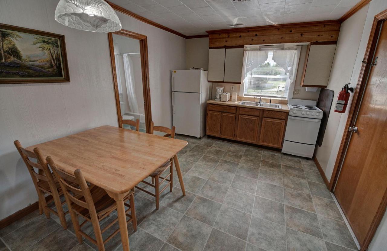Outer Banks Motel - Village Accommodations Бакстон Экстерьер фото