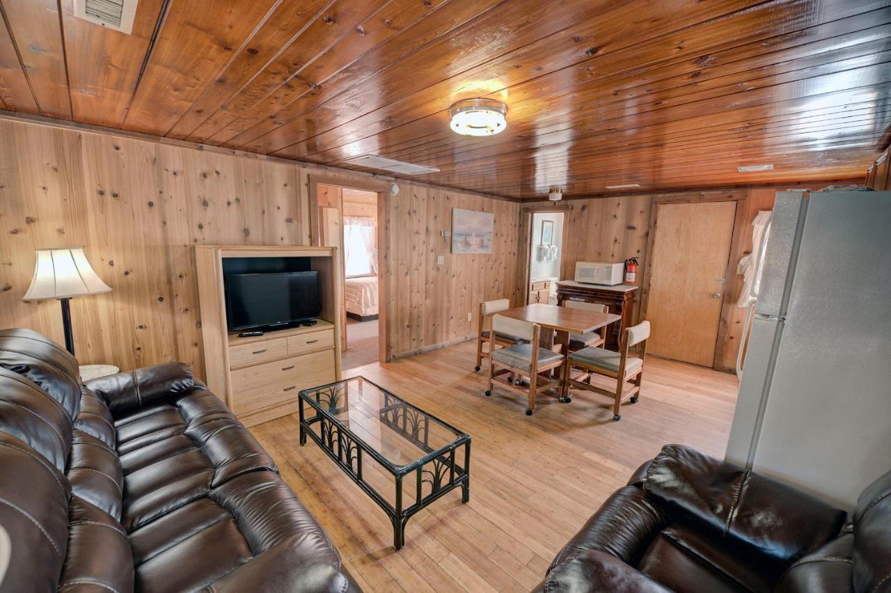 Outer Banks Motel - Village Accommodations Бакстон Экстерьер фото