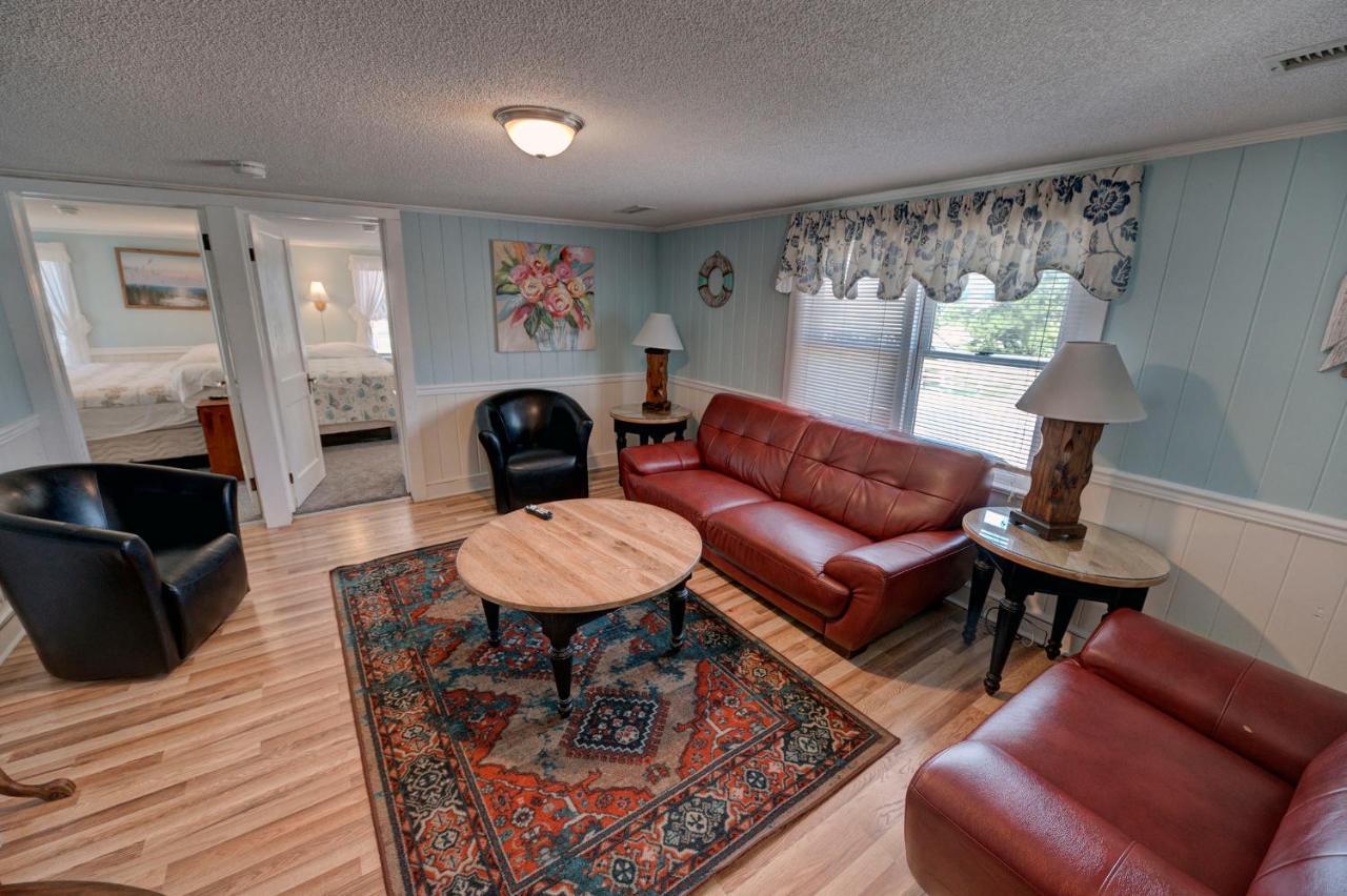 Outer Banks Motel - Village Accommodations Бакстон Экстерьер фото