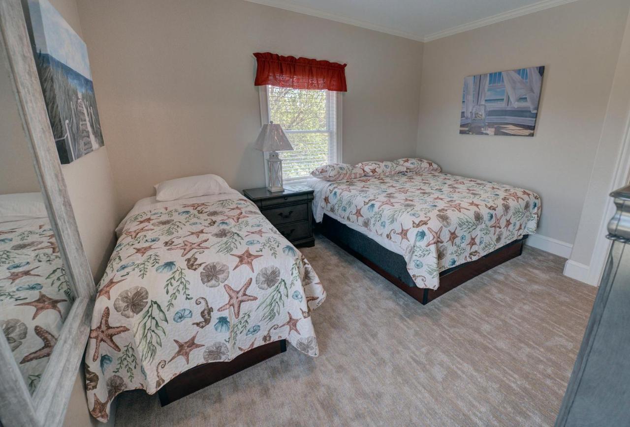 Outer Banks Motel - Village Accommodations Бакстон Экстерьер фото